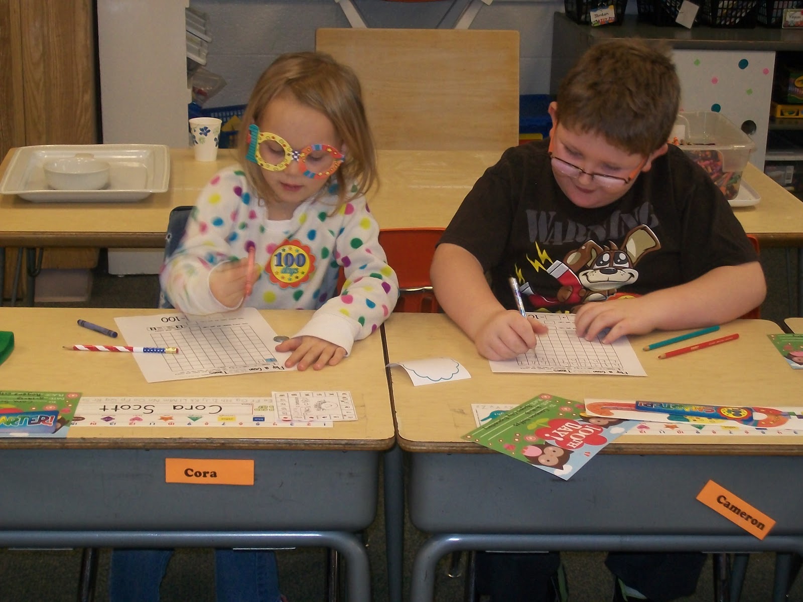First Grade Fan Club: We Are 100 Days Smarter!