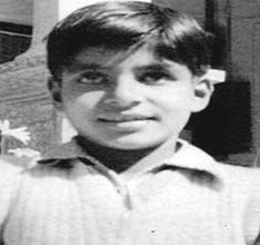 Childhood Photos: Amitabh Bachchan