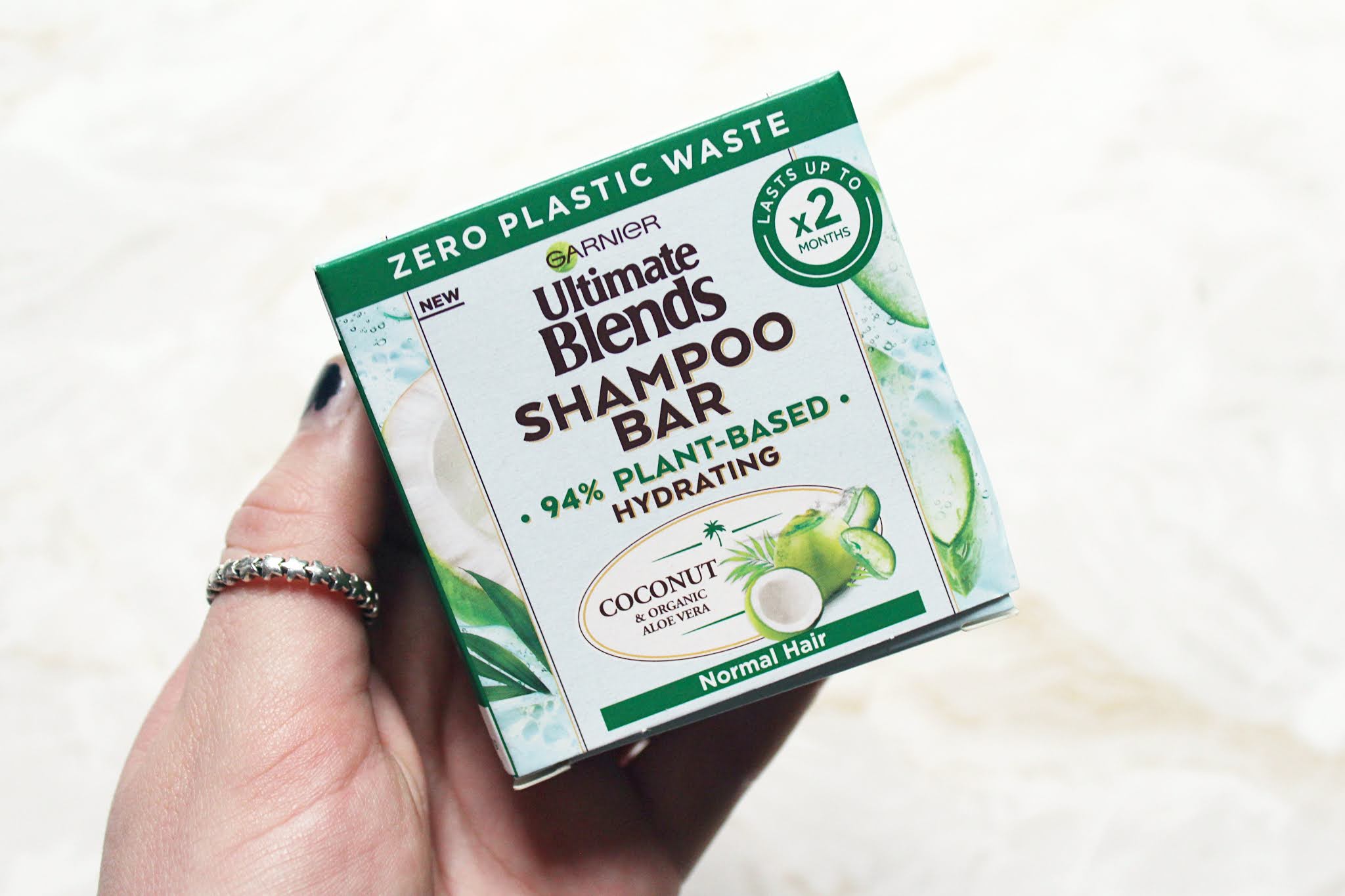 Garnier Ultimate Blends Coconut Hydrating Shampoo Bar Review — Hannah Heartss