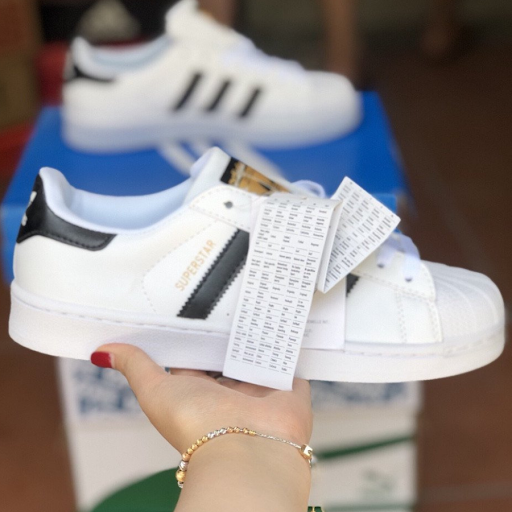 ADIDAS sò tem vàng Rep 1:1 - Trẻ trung, năng động, hợp thời trang