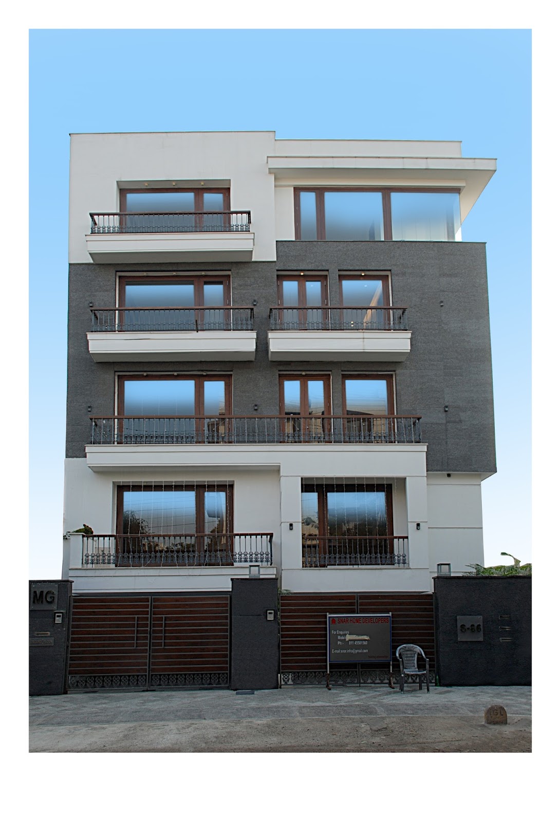 Real Estate Agent Amit Kumar +919810073937 +919871289093