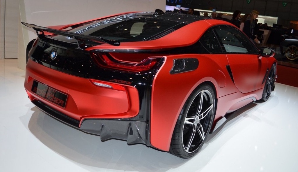 FAST CARS: BMW i8