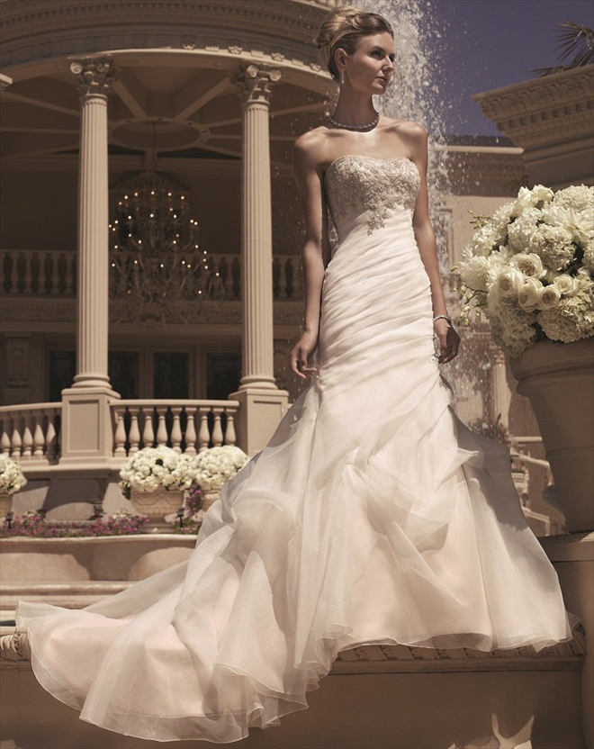wedding-dresses-Casablanca-Bridal-spring-2013-a.jpg