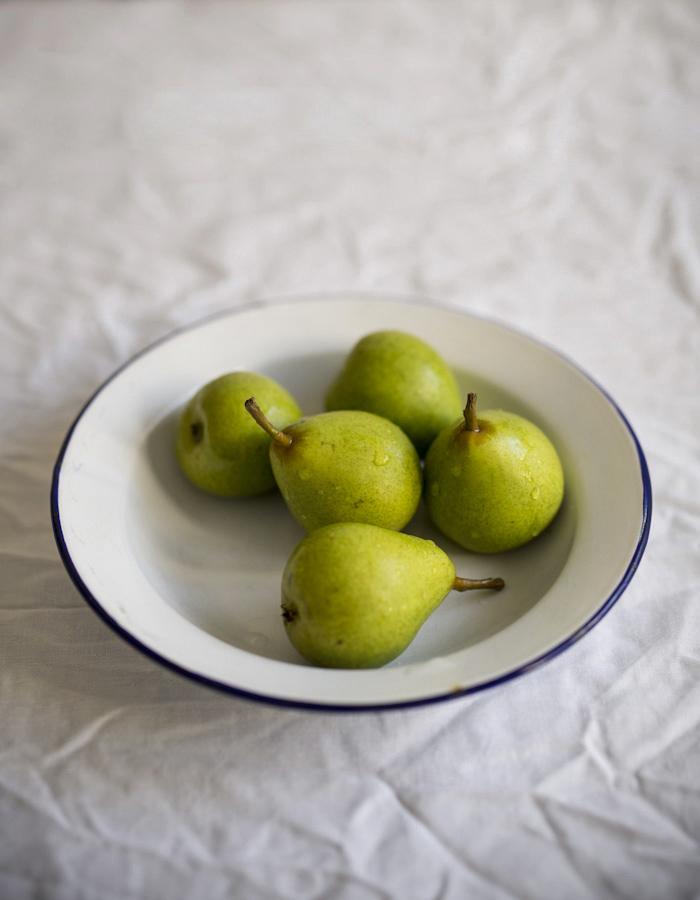 pear cake  photo by Kreetta Järvenpää blog: www.gretchengretchen.com