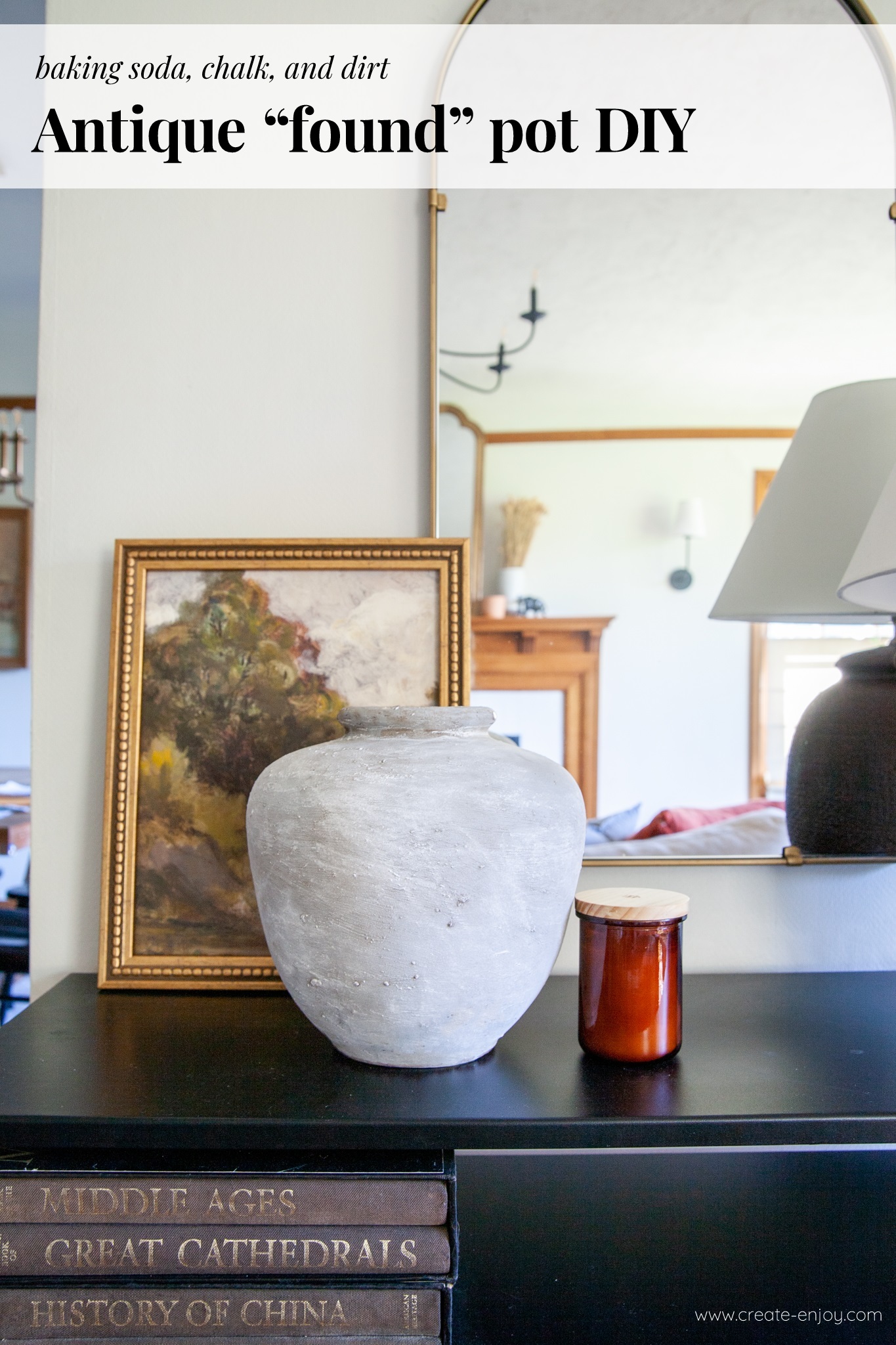 Antique found pot look DIY with baking soda, chalk, and more / Create