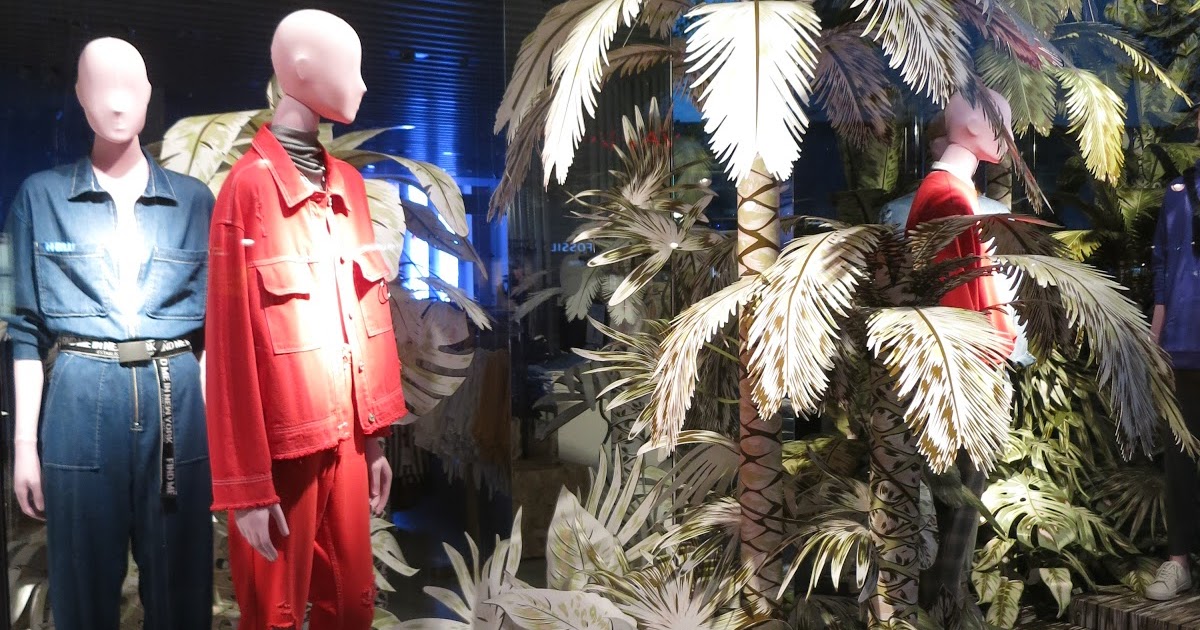 RetailStoreWindows Bershka Berlin