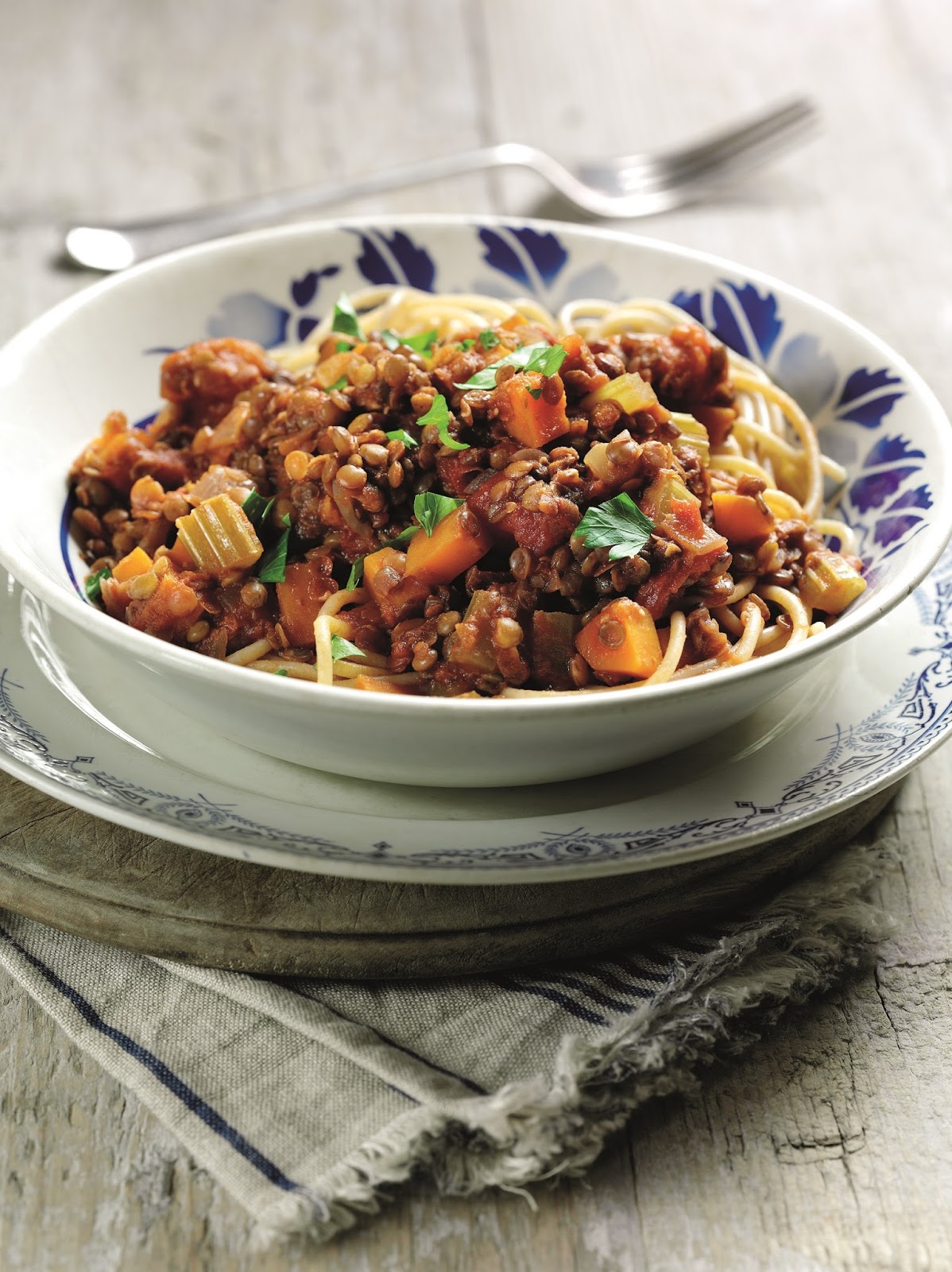 How To Make Veggie Spaghetti Bolognese Claire Justine