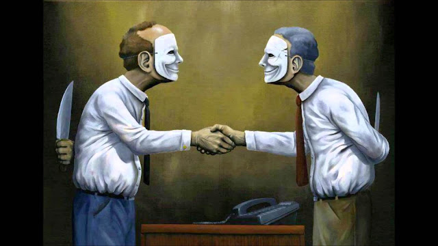 Ketahui Ciri-Ciri Orang Munafik yang Lebih Berbahaya Daripada Orang Kafir Ketahui Ciri-Ciri Orang Munafik yang Lebih Berbahaya Daripada Orang Kafir