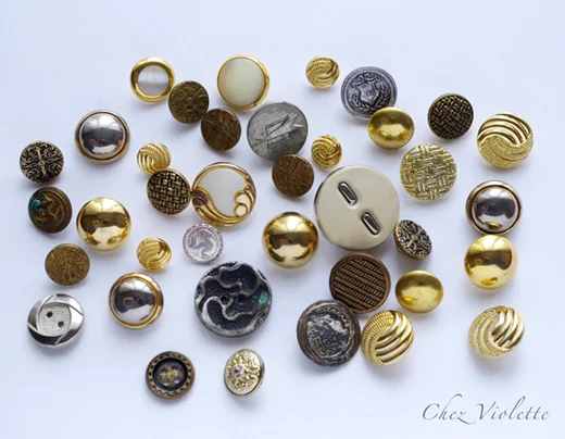 vintage buttons silver gold - The collection of vintage button by Chez Violette