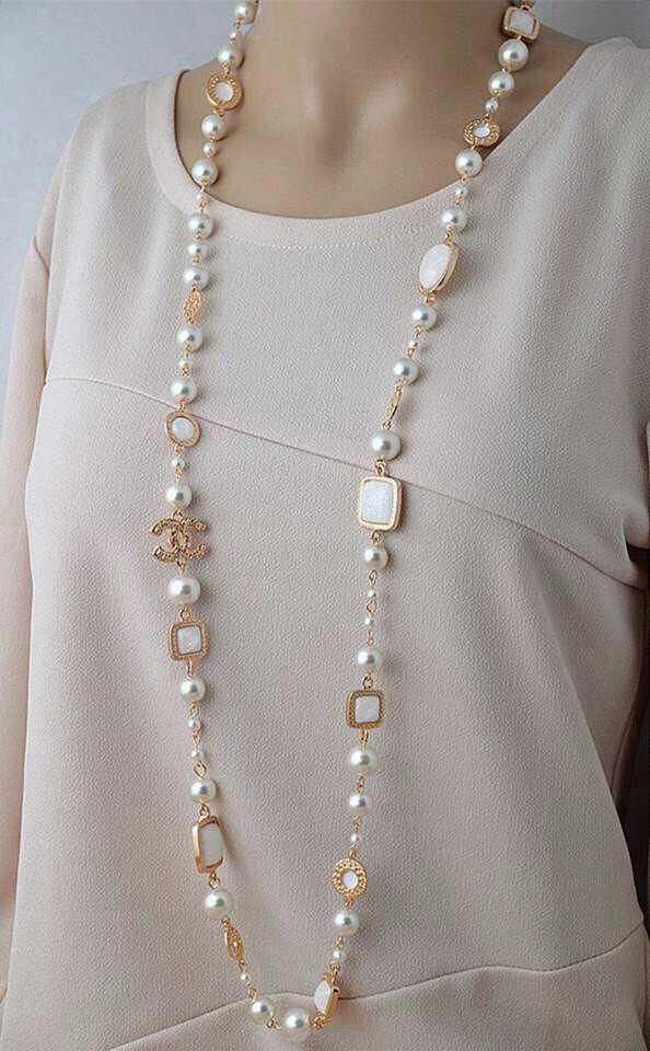 Long beads necklace