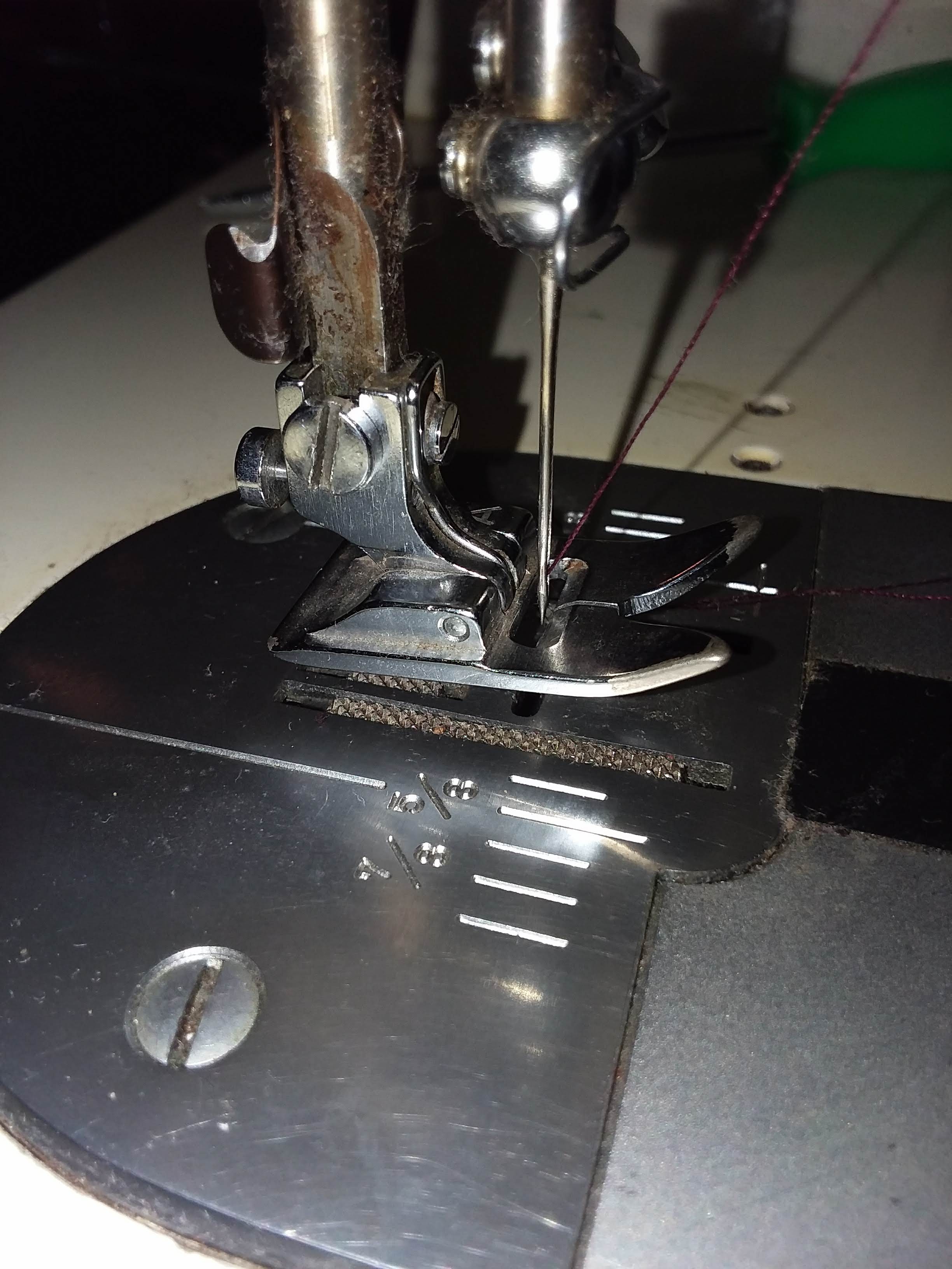 Kenmore 92 Sewing Machine WIDE ZIGZAG roller foot walking foot