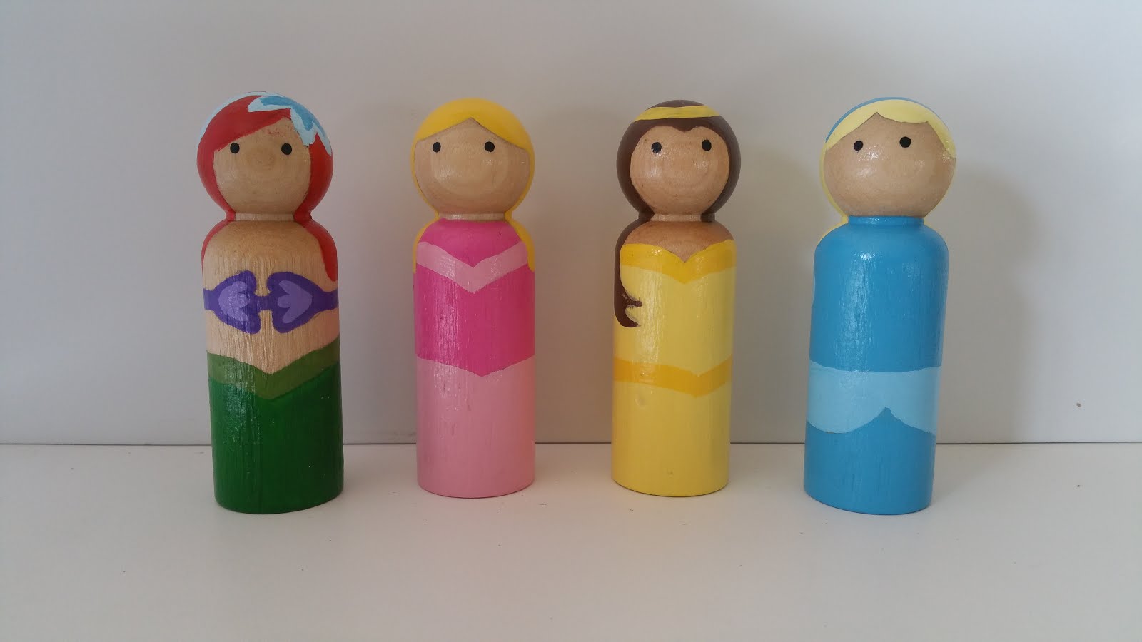 Labelling Chaos How To... Painting Wooden Peg Dolls