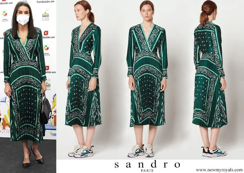 Queen Letizia wore a scarf prints long dress from Sandro
