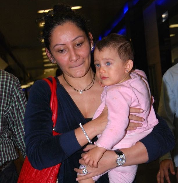 Indian Celebs Sanjay Dutt S Daughter And Son And Wife