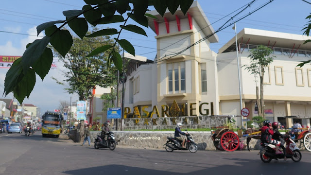 pasarlegiparakan_rahayupawitri