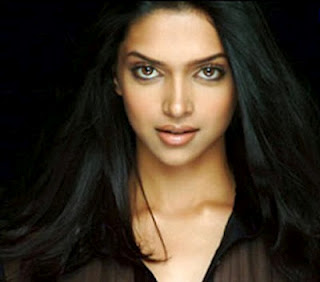 Ayee Yennie: Cara Menghitamkan, Melebatkan dan Mengatasi Rambut Rontok