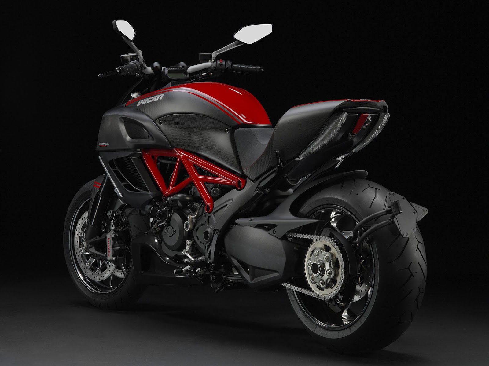 2012 Ducati Diavel Carbon Review Motorcycles Specification