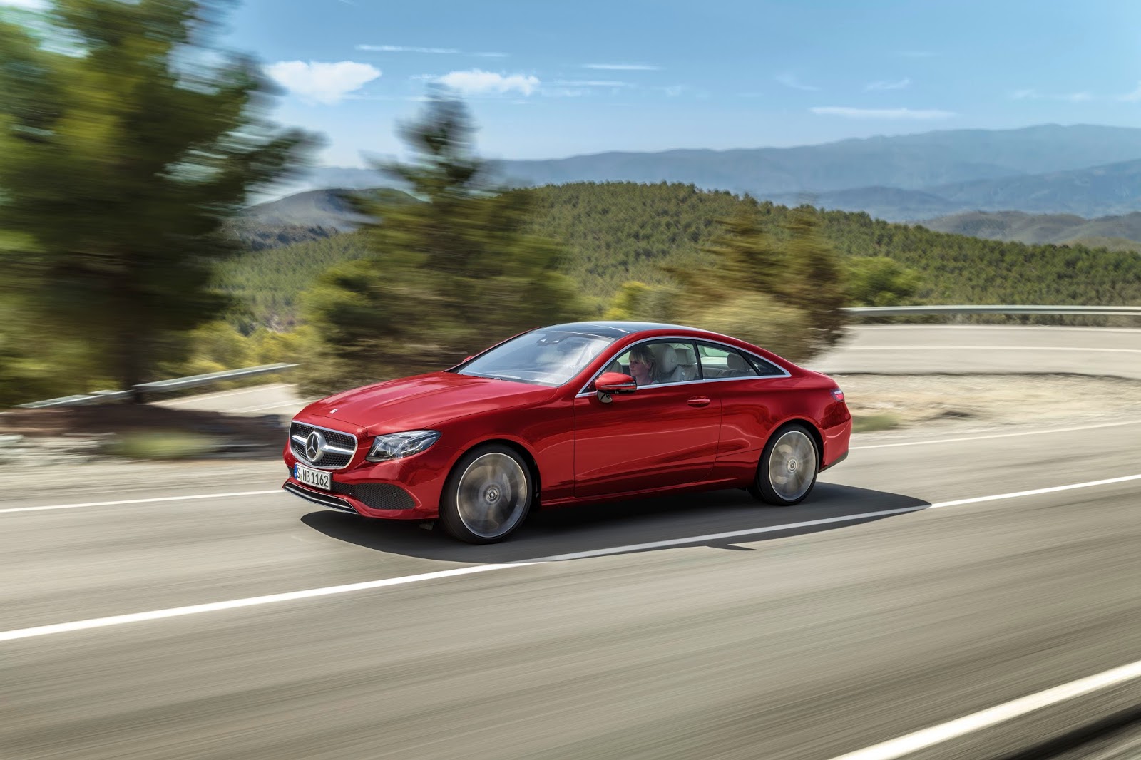 Mercedes c238 Р·РµР»РµРЅС‹Р№