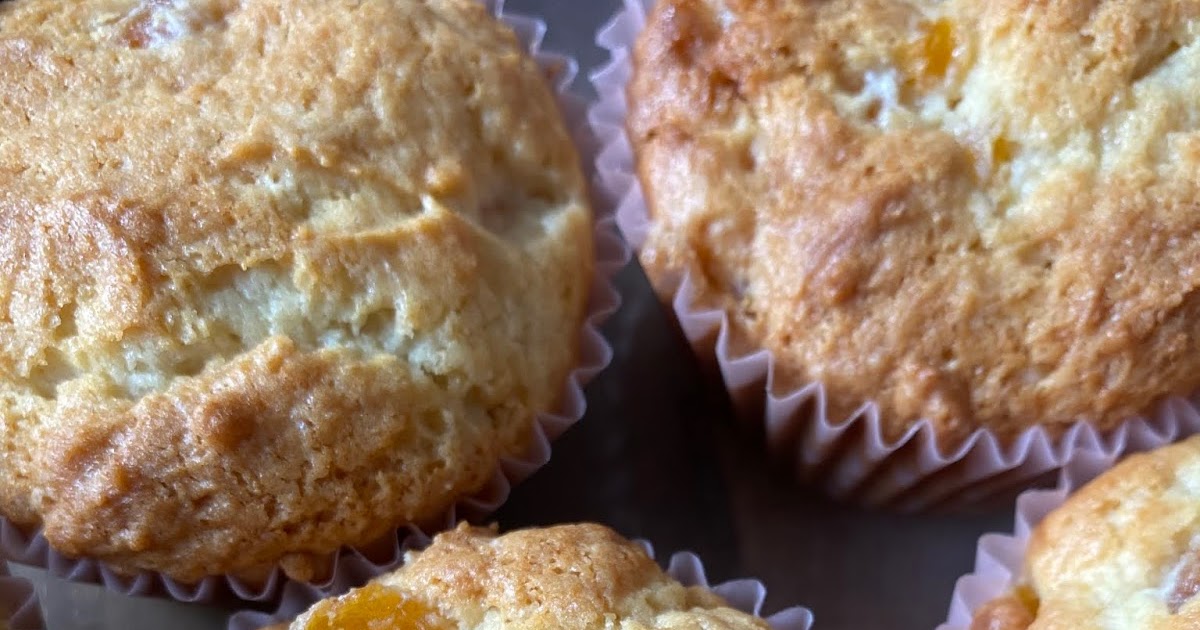 Dried Apricot Muffins