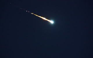 meteor na niebie