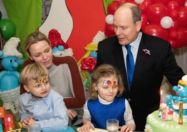 Princess Charlene and Prince Albert’s twins, Hereditary Prince Jacques and Princess Gabriella turned five. birthday party Smurfs