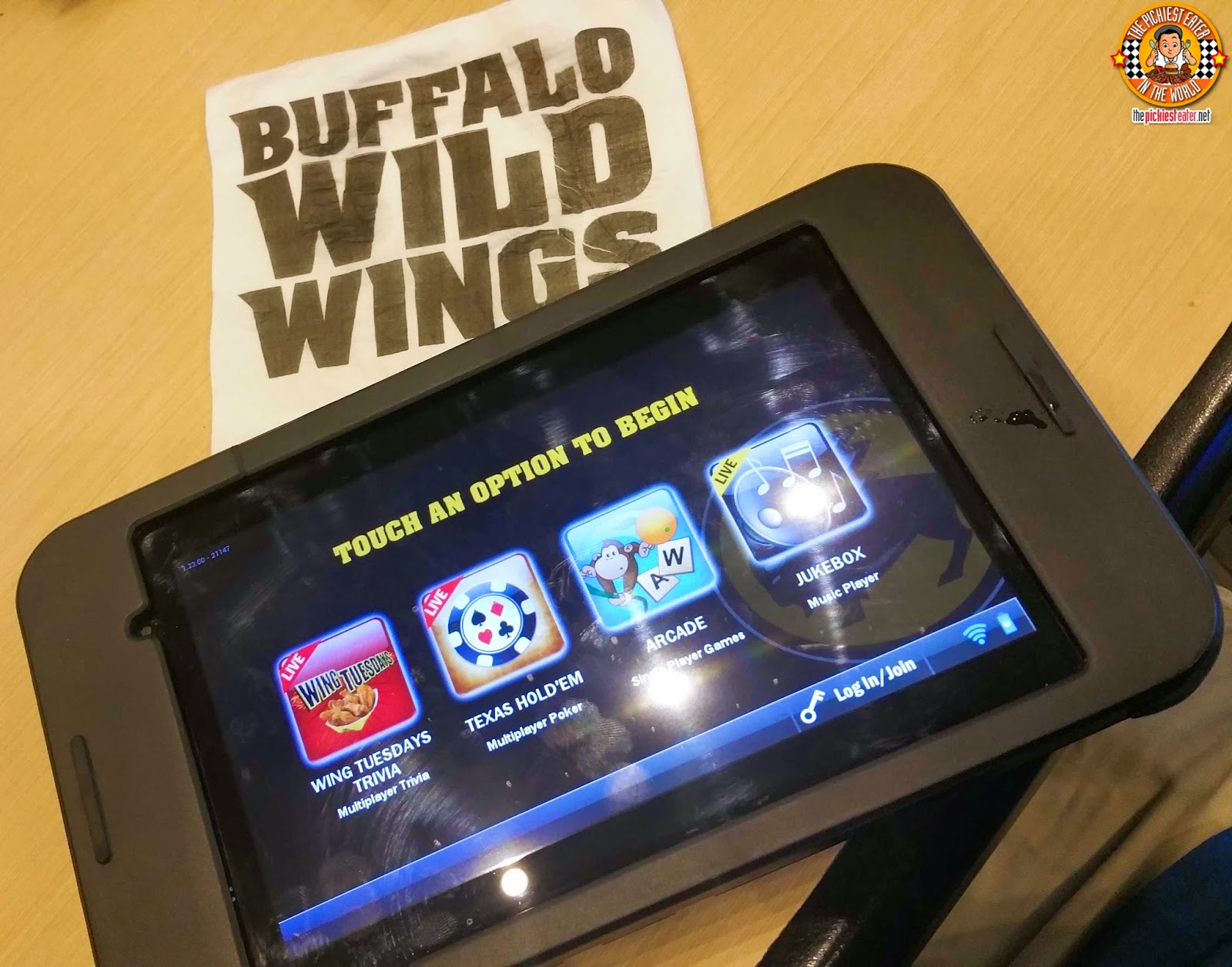 PICKIEST EATER IN THE WORLD: GOING WILD AT BUFFALO WILD WINGS ESTANCIA