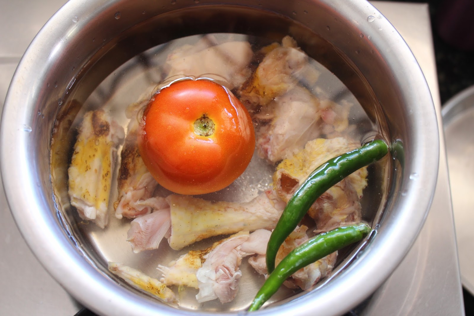 CHICKEN SOUP / KOZHI RASAM.