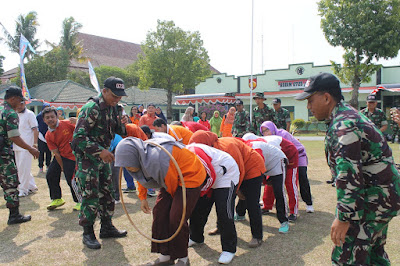 PUPUK KECINTAAN TERHADAP NKRI KODIM SRAGEN SELENGGARAKAN PENYULUHAN WASBANG DAN OUTBOND