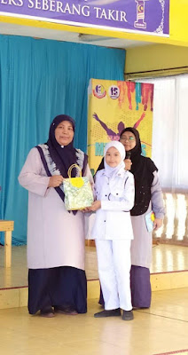 Pusat Sumber STARS: PENYAMPAIAN HADIAH PERTANDINGAN MENCARI PERKATAAN