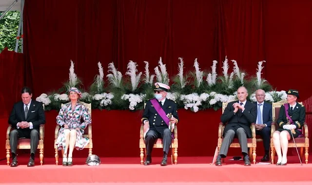 Queen Mathilde, Crown Princess Elisabeth, Prince Gabriel, Prince Emmanuel Princess Eleonore and Princess Delphine