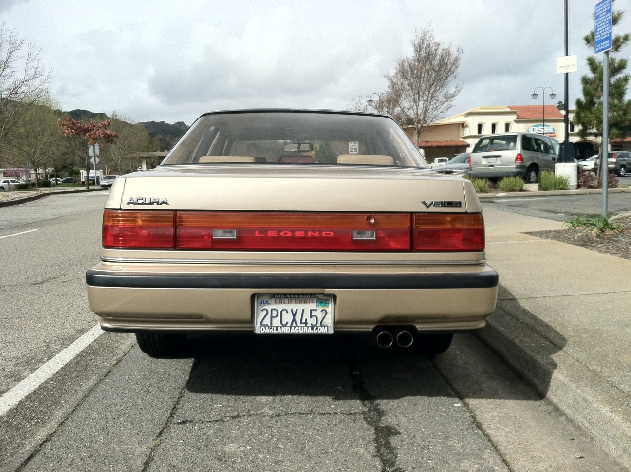 Tamerlane's Thoughts: Carspotting: 1989 Acura Legend