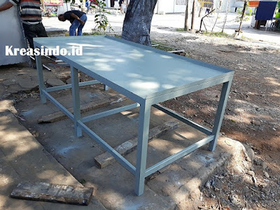 Jasa Pembuatan Meja Packing Besi Berkualitas di Jabodetabek dan Sekitarnya