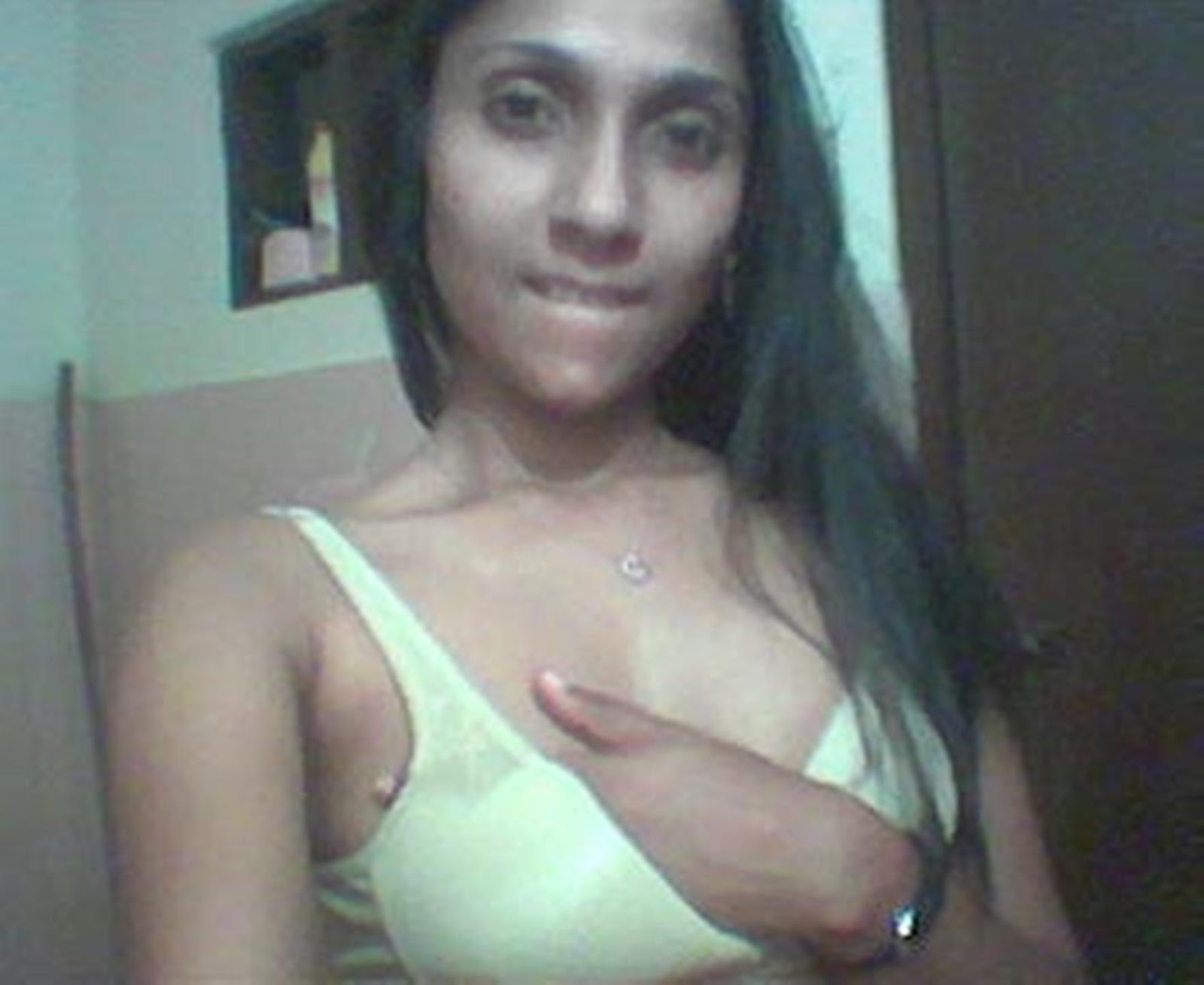 Sri Lankan hot girl stripping her clothes and starts playing her self ...