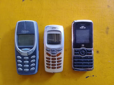 Lihat, Inilah Foto HP Jaman Dulu - tangteks