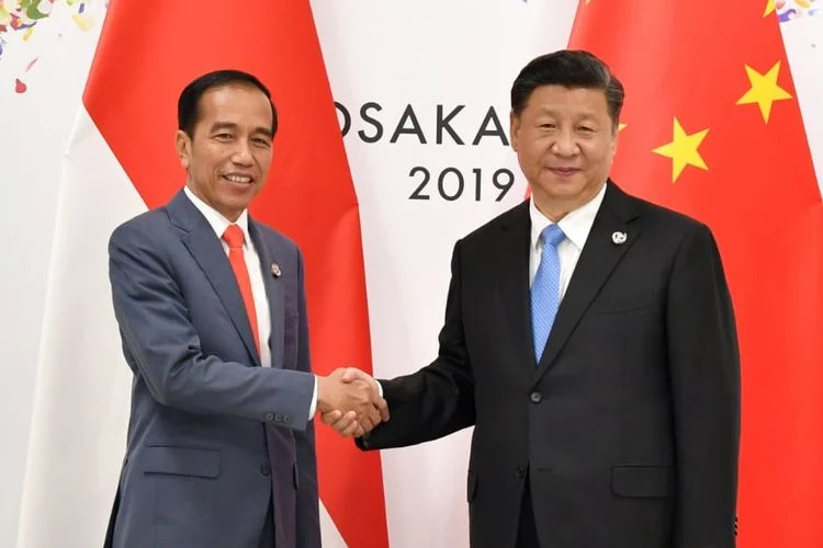 Ternyata Segini Utang Indonesia ke China Hingga Muncul Isu Indonesia Bakal Jaminkan Pulau Kalimantan