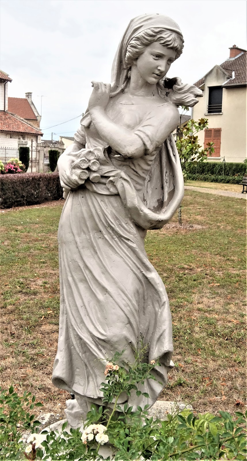 Dr Tony Shaw MarieAngélique le Blanc in Songy, Marne (51)