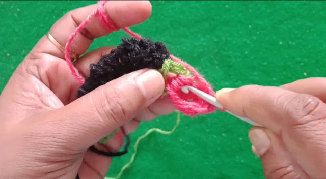 Crochet lace patterns for beginners|| crochet flower edging|| #क्रोशिए की लेस डिजाइन ||#हिंदी में||in Hindi