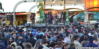 Show de Baitaca fecha Semana Farroupilha em Júlio de Castilhos (Vídeo)
