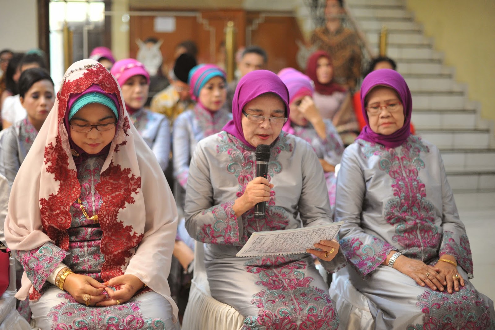 baju seragam akad nikah 