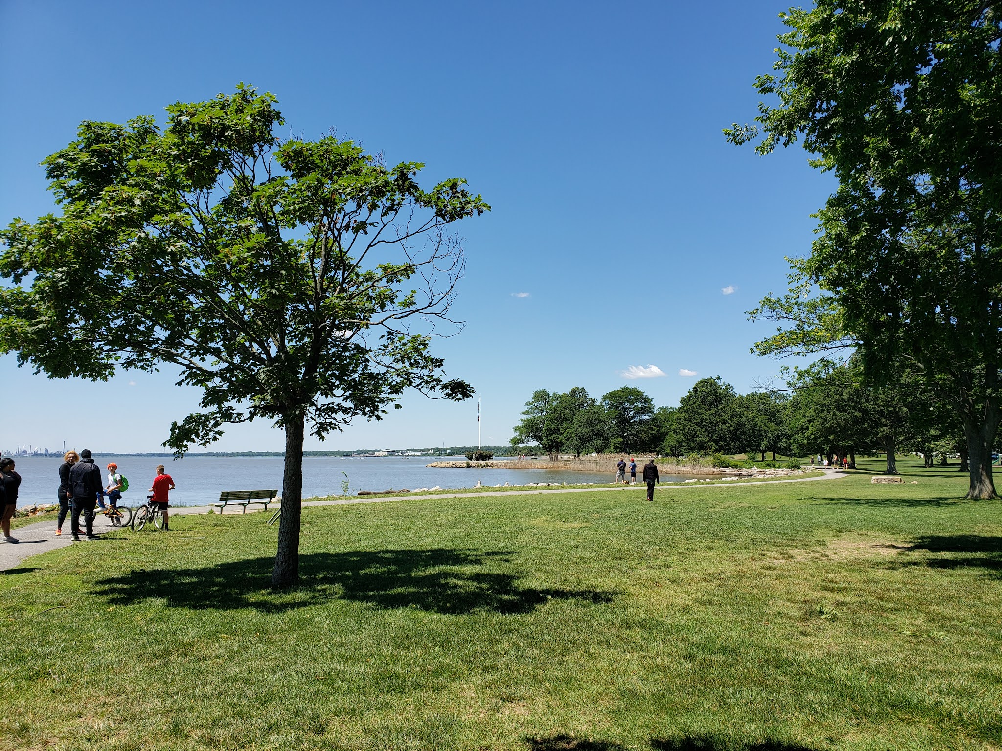 New Castle The Essentials