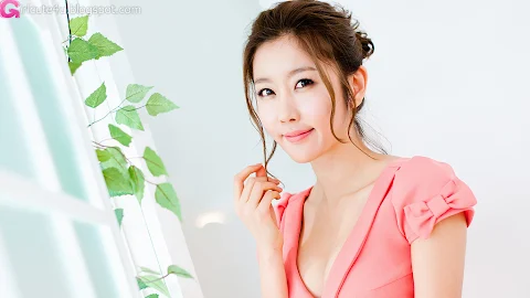 Choi Byeol Yee – Sexy Pink