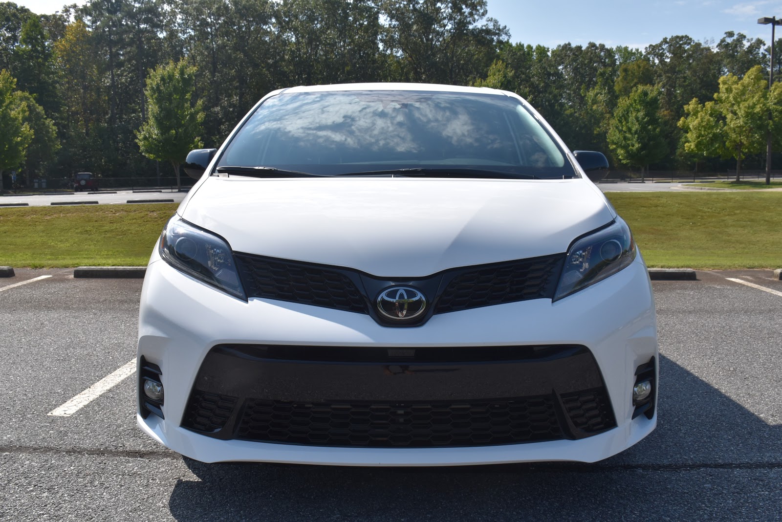 The Sporty Van: Top 6 Things I Loved About the 2020 Toyota Sienna SE