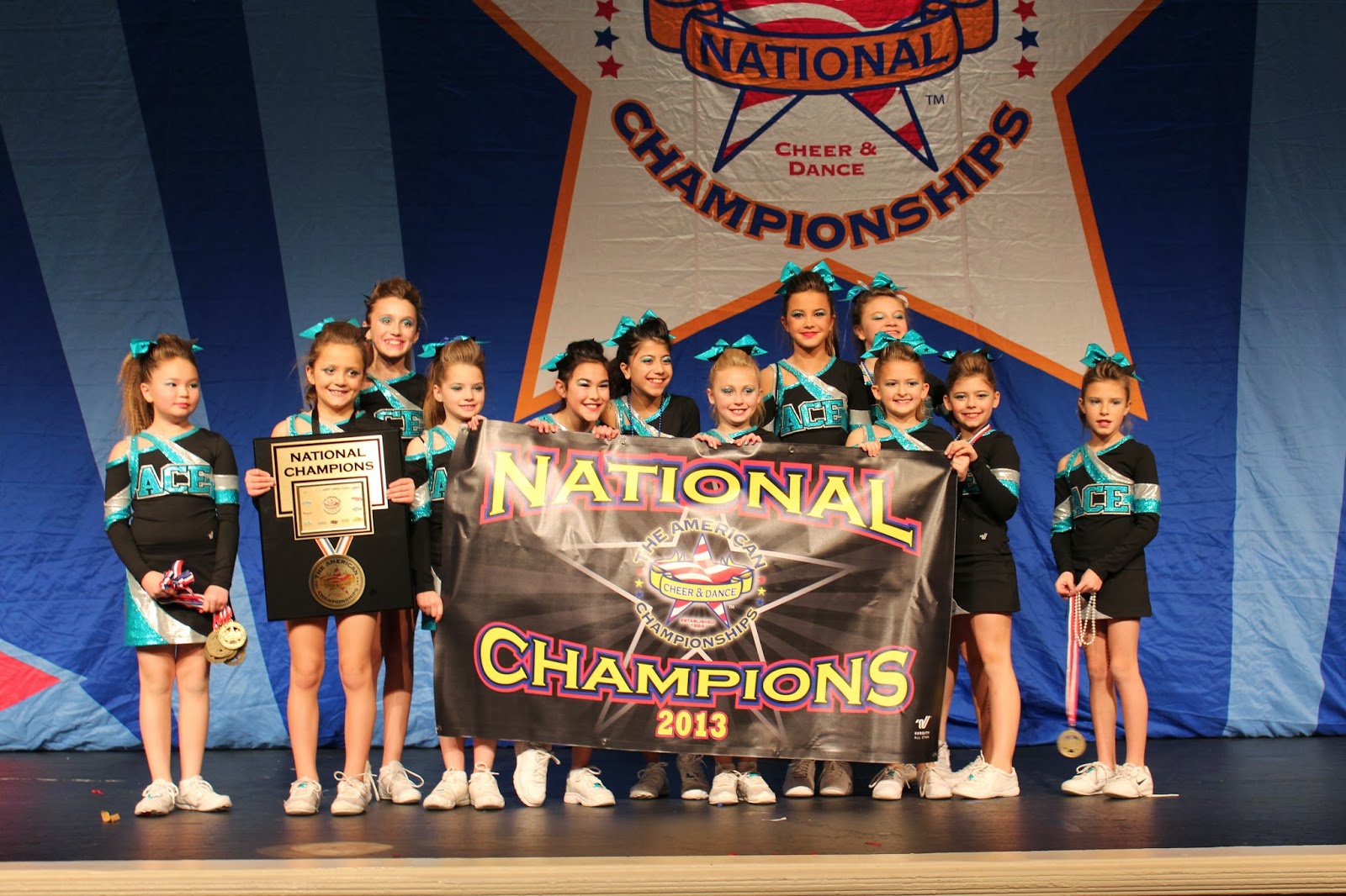 .Mikesell Family Blog Vegas Cheer Competition