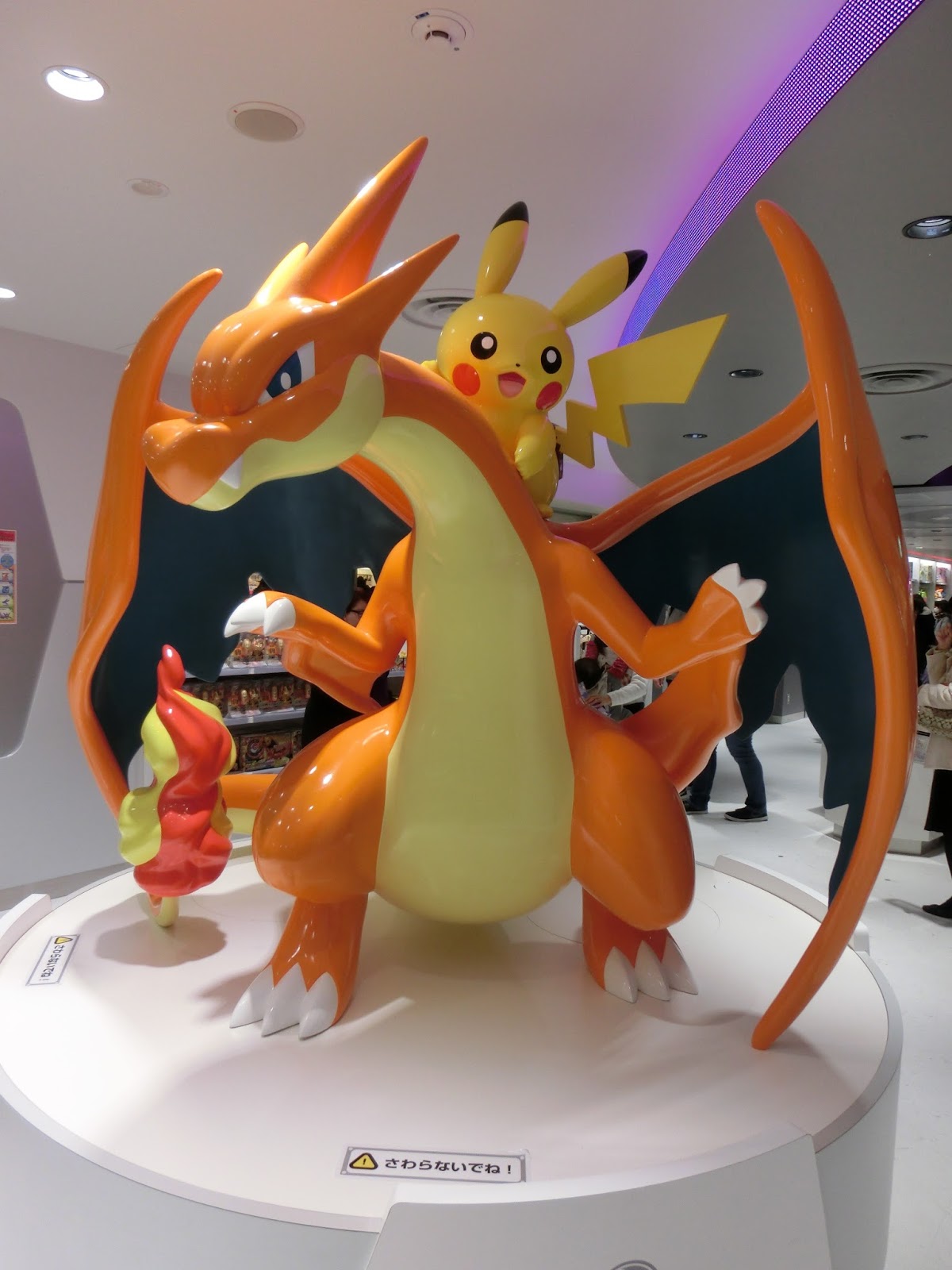 The other day we visited the Kyoto Pokémon Center. We procured some  exclusive items only sold at this location for our Pokémon Cosplay…