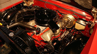 1961 Chevrolet Impala SS Review 1961 Chevrolet Impala SS Engine 02