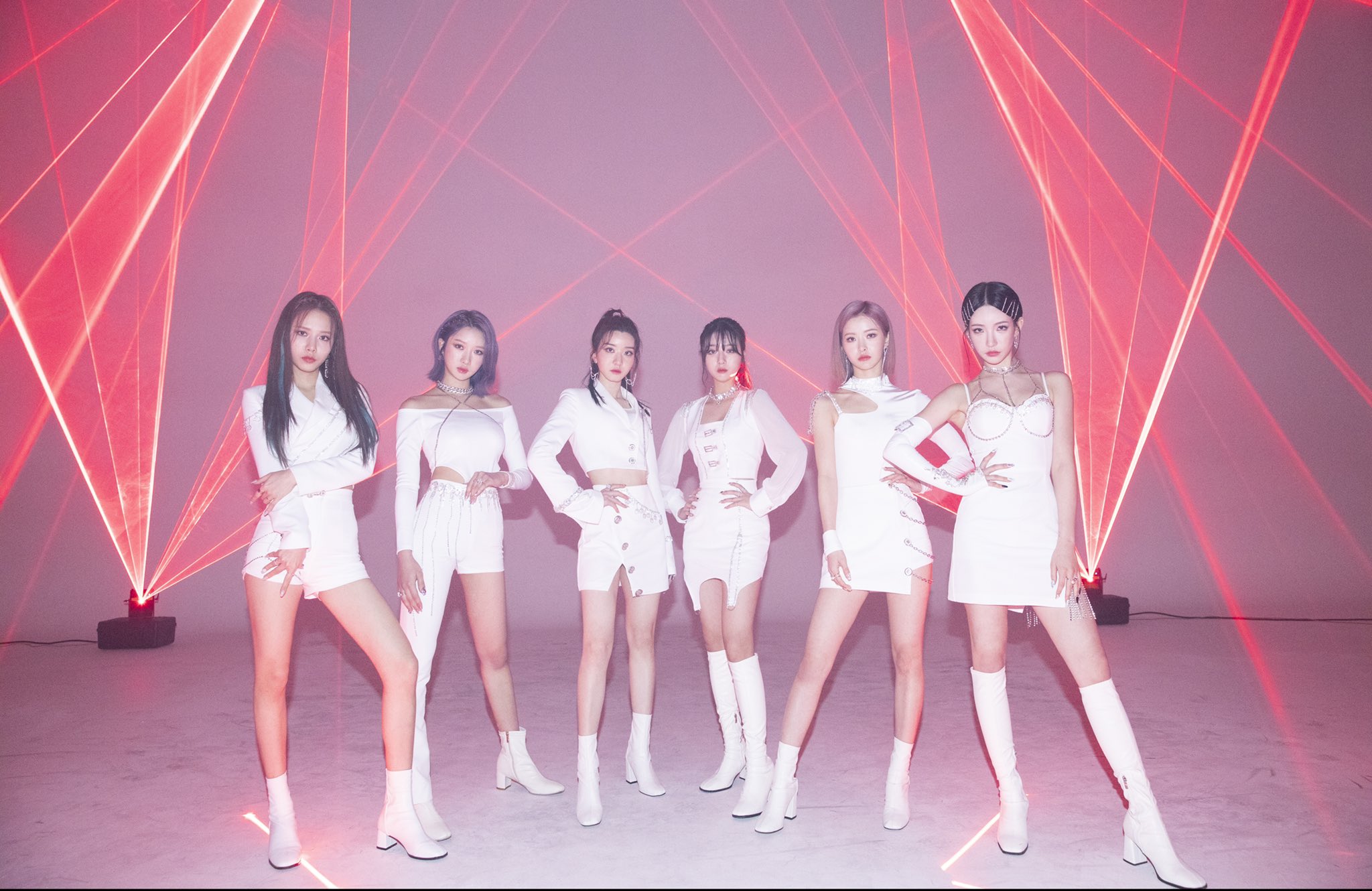 [DEBUT MV] MAJORS debuta con The Beginning of Legend - BA NA NA