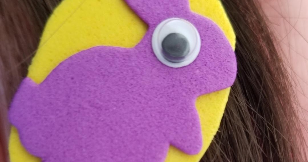 Temporary Waffle Easy DIY Easter Bunny Hair Clip