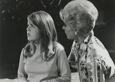 Picture Mommy Dead 1966 Movie Image 2