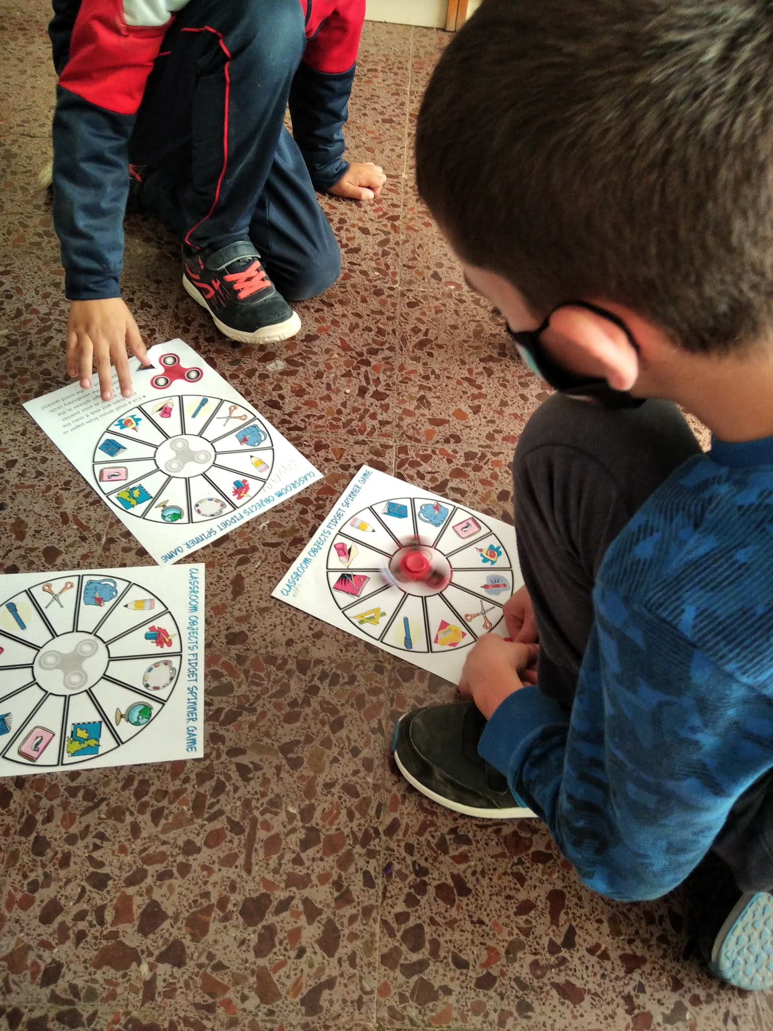 English in Santa Eulàlia School SPINNER GAME