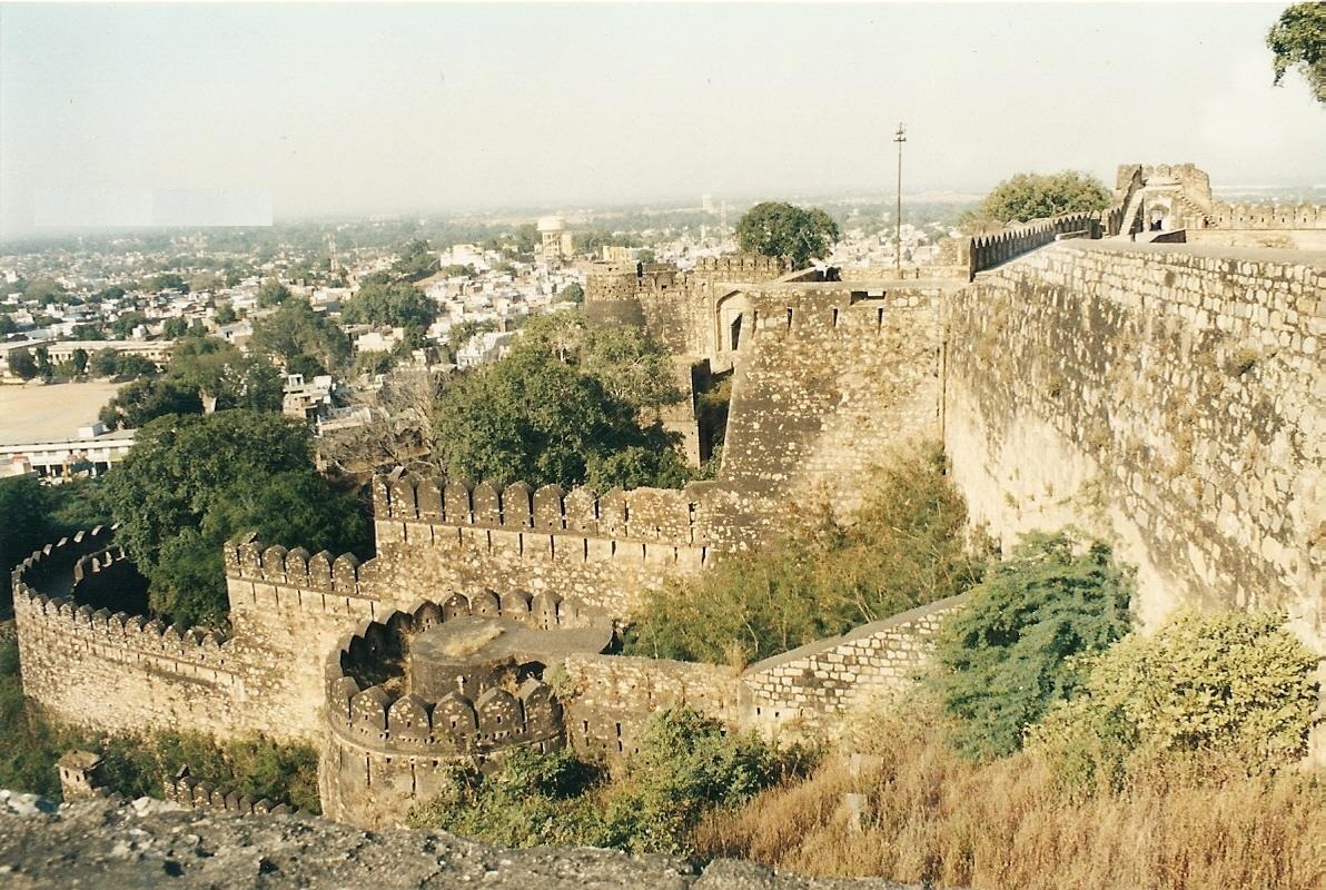 City that created history Jhansi Blissful Sights